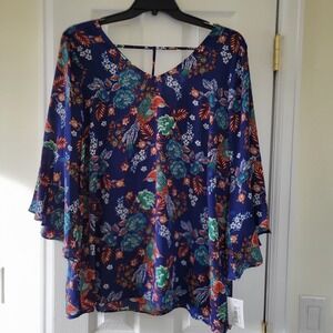 MoaMoa Woman 1X Blouse Top Tunic Multicolor Bird Floral Print Bell Sleeve
